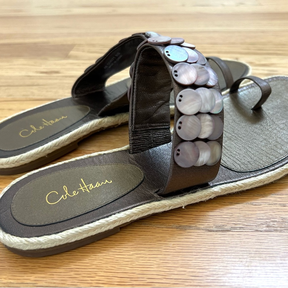 COLE HAAN Dawn Leather Thong Sandal, Metallic Brown, Opalescent Shell Accent 9.5 - Picture 5 of 11